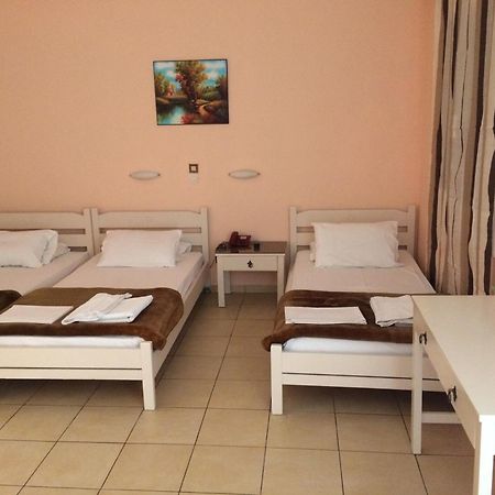 Isidora Hotel Agia Marina  Exterior photo