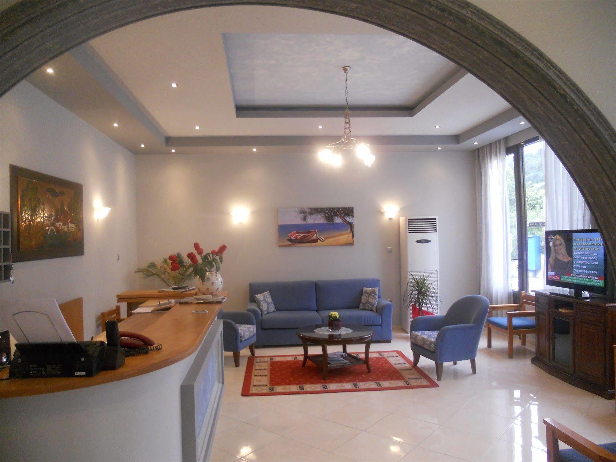 Isidora Hotel Agia Marina  Exterior photo